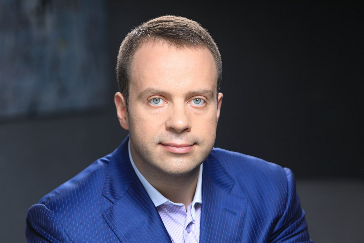 Максим Шкіль