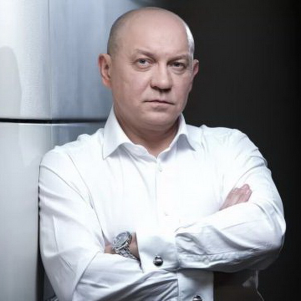 Голова комітету