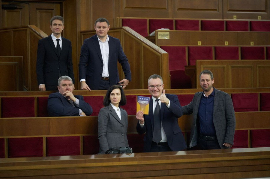 429934480 965601365047820 3382427262811612285 n