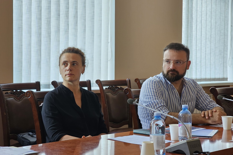 450869857 10575724758